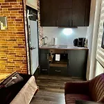 Live-in Tiny Studiowohnung *