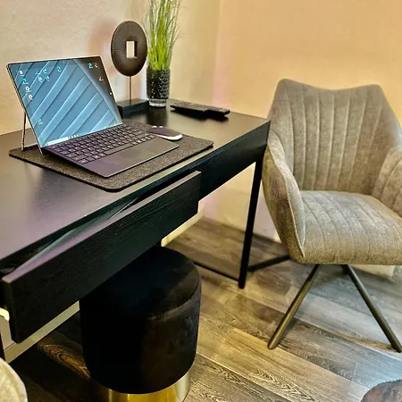 Live-in Tiny Studiowohnung Apartment *