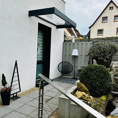 Live-in Tiny Studiowohnung *