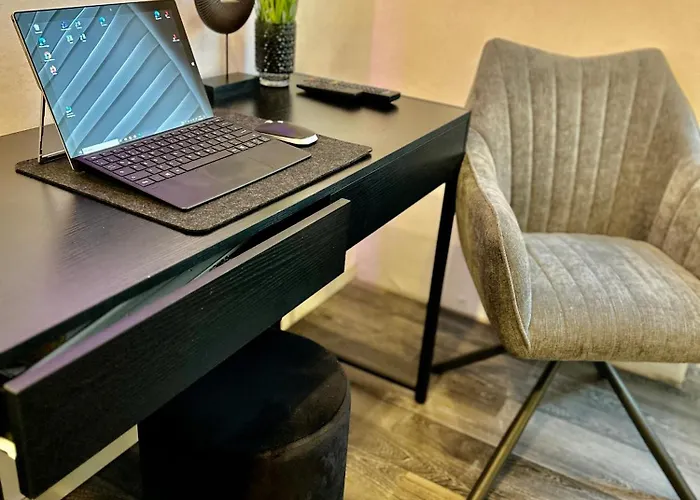 Live-in Tiny Studiowohnung アパート *